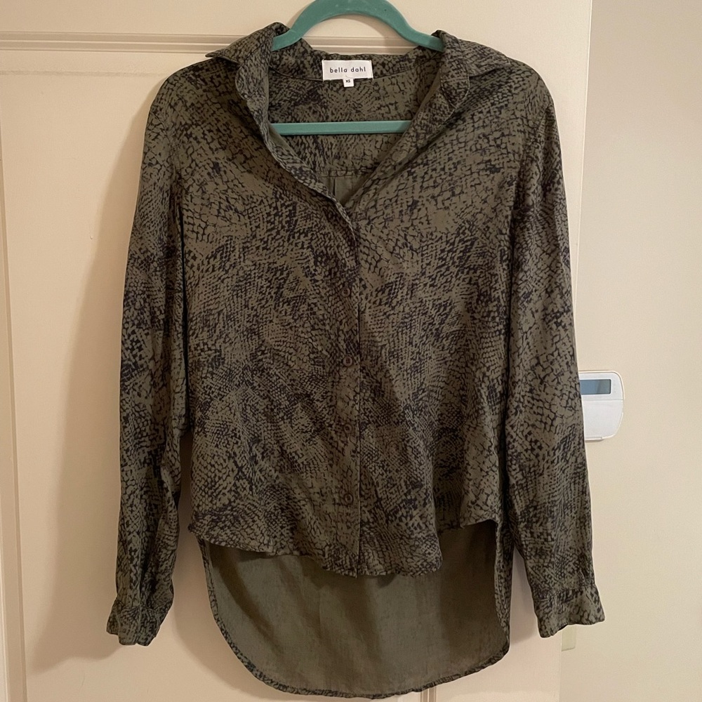Bella Dehl shirt. Size XS. Worn once